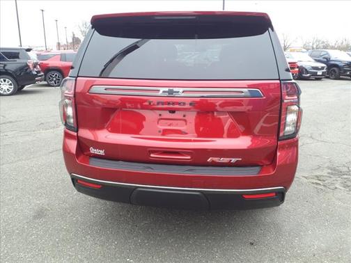 2022 Chevrolet Tahoe 4WD RST