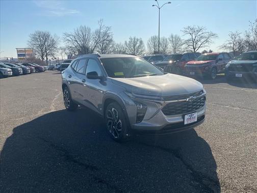 Sterling Gray Metallic 2026 Chevrolet Trax FWD 2RS