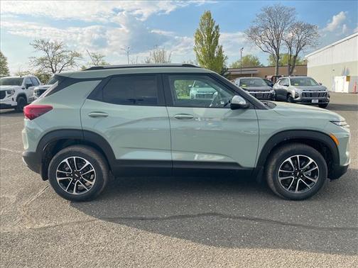 Cacti Green 2026 Chevrolet Trailblazer LT