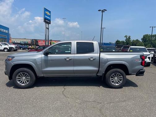 2025 Chevrolet Colorado WT