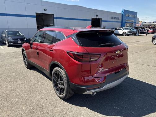 Radiant Red Tintcoat 2026 Chevrolet Blazer 2LT