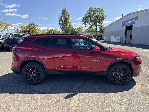 Radiant Red Tintcoat 2026 Chevrolet Blazer 2LT