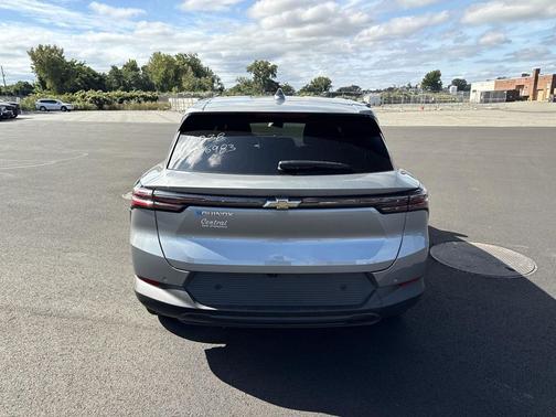 Sterling Gray Metallic 2026 Chevrolet Equinox EV LT