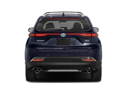 Coastal Gray Metallic 2023 Toyota Venza XLE