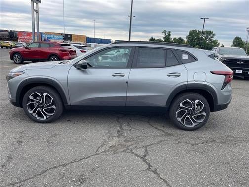 2025 Chevrolet Trax FWD 2RS