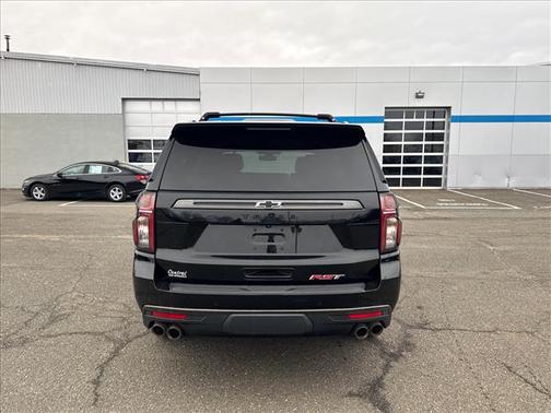 2022 Chevrolet Tahoe 4WD RST