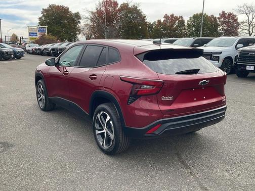 Crimson Metallic 2024 Chevrolet Trax FWD 1RS
