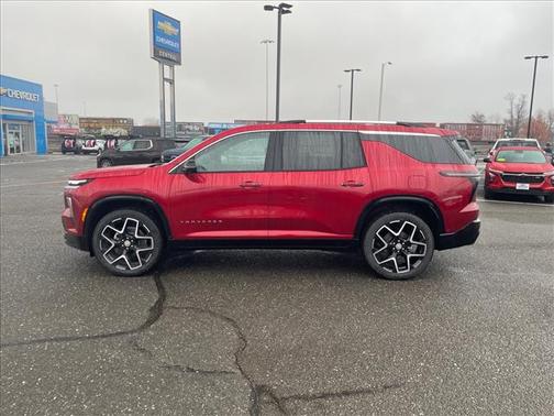 Radiant Red Tintcoat 2026 Chevrolet Traverse High Country