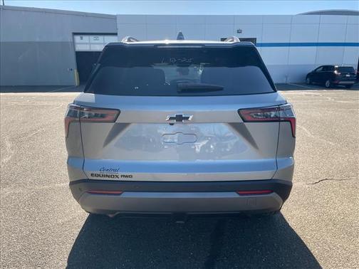 Sterling Gray Metallic 2026 Chevrolet Equinox 1LT