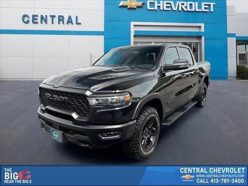 Diamond Black Crystal Pearlcoat 2025 RAM 1500 Rebel