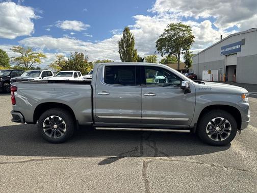 Sterling Gray Metallic 2026 Chevrolet Silverado 1500 High Country