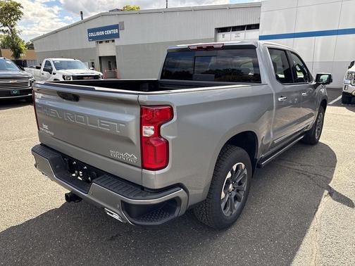 Sterling Gray Metallic 2026 Chevrolet Silverado 1500 High Country