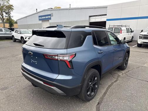 Lakeshore Blue Metallic 2027 Chevrolet Equinox 1LT