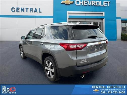 Satin Steel Metallic 2018 Chevrolet Traverse LT Leather