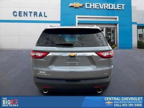 Satin Steel Metallic 2018 Chevrolet Traverse LT Leather