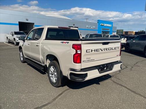 White Sands 2026 Chevrolet Silverado 1500 RST