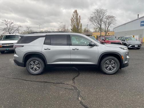 Sterling Gray Metallic 2026 Chevrolet Traverse LT