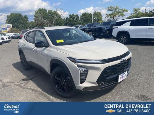 White Sands 2026 Chevrolet Trax FWD ACTIV