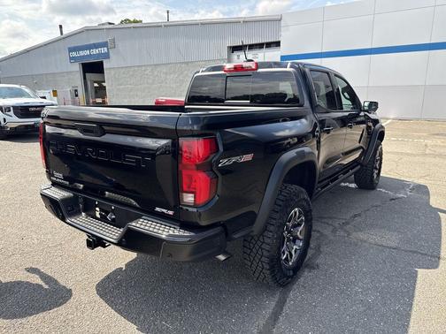 Black 2025 Chevrolet Colorado ZR2