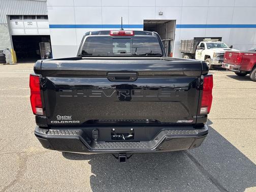 Black 2025 Chevrolet Colorado ZR2