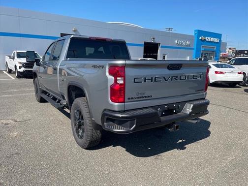 2025 Chevrolet Silverado 2500 Custom