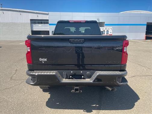 Black 2026 Chevrolet Silverado 2500 Custom