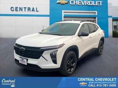Summit White 2026 Chevrolet Trax LT