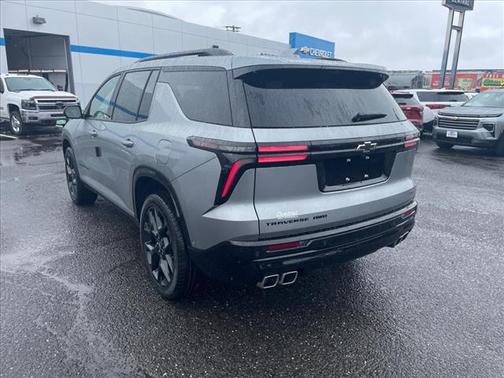 2025 Chevrolet Traverse RS