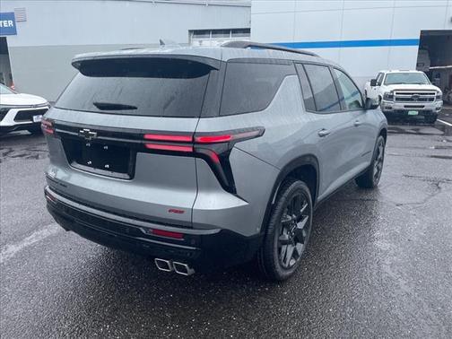2025 Chevrolet Traverse RS