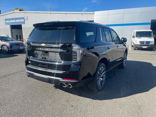 2025 Chevrolet Tahoe 4WD High Country