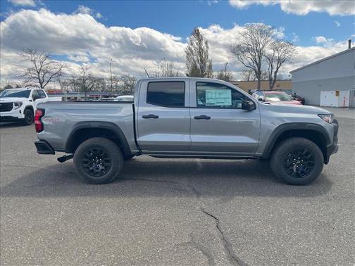 Sterling Gray Metallic 2026 Chevrolet Colorado Trail Boss