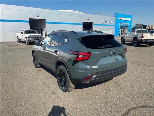 Cypress Gray 2026 Chevrolet Trax LT