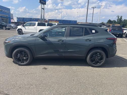 Cypress Gray 2026 Chevrolet Trax LT