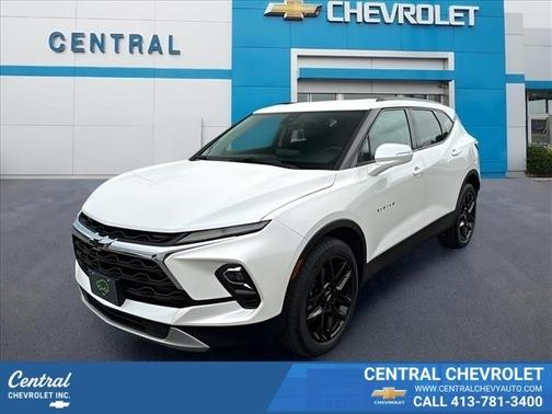Iridescent Pearl Tricoat 2023 Chevrolet Blazer 3LT
