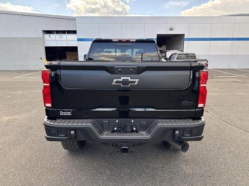 Black 2026 Chevrolet Silverado 2500 Crew Cab, Standard Bed, XR2, 4WD