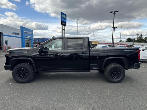 Black 2026 Chevrolet Silverado 2500 Crew Cab, Standard Bed, XR2, 4WD