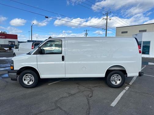 2025 Chevrolet Express 2500 RWD 2500 Regular Wheelbase WT