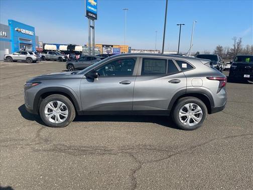 Sterling Gray Metallic 2026 Chevrolet Trax LS