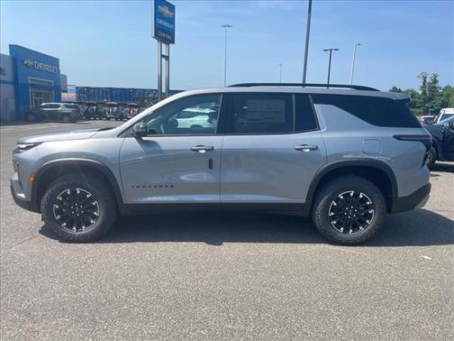 Sterling Gray Metallic 2026 Chevrolet Traverse AWD Z71