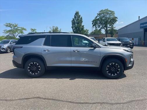 Sterling Gray Metallic 2026 Chevrolet Traverse AWD Z71