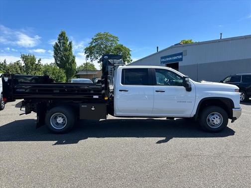2025 Chevrolet Silverado 3500 WT