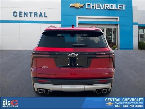 Radiant Red Tintcoat 2025 Chevrolet Traverse AWD Z71
