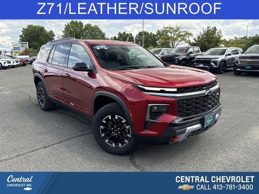 Radiant Red Tintcoat 2025 Chevrolet Traverse AWD Z71