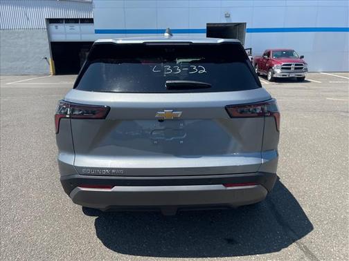 Sterling Gray Metallic 2026 Chevrolet Equinox 1LT