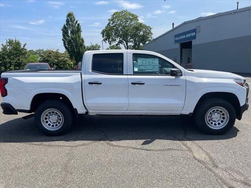 2025 Chevrolet Colorado WT