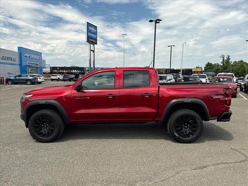 Radiant Red Tintcoat 2026 Chevrolet Colorado Trail Boss