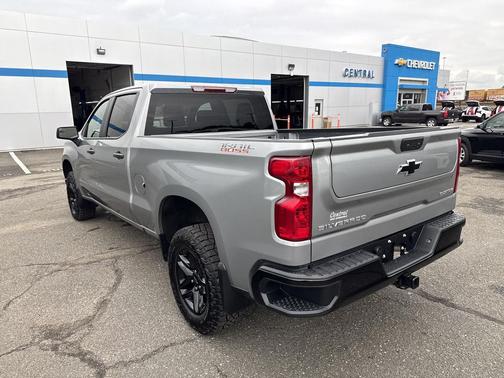 Sterling Gray Metallic 2026 Chevrolet Silverado 1500 Custom Trail Boss