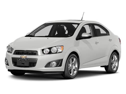 Summit White 2014 Chevrolet Sonic LT