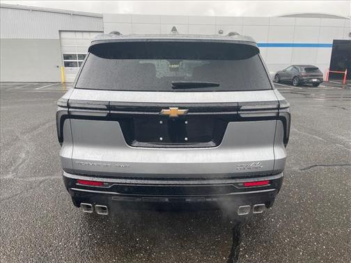 Sterling Gray Metallic 2026 Chevrolet Traverse High Country