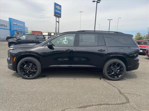 Mosaic Black Metallic 2026 Chevrolet Traverse RS